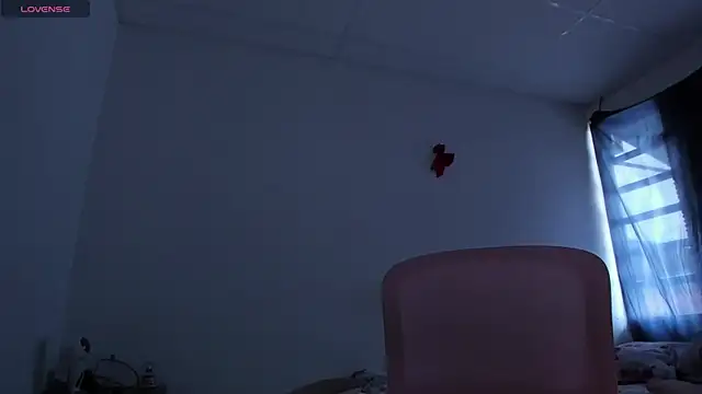 Snapshot of cailynhot chatting on January 2025 03:54:01 PM cailynhot online show from January 2025 03:54:01 PM