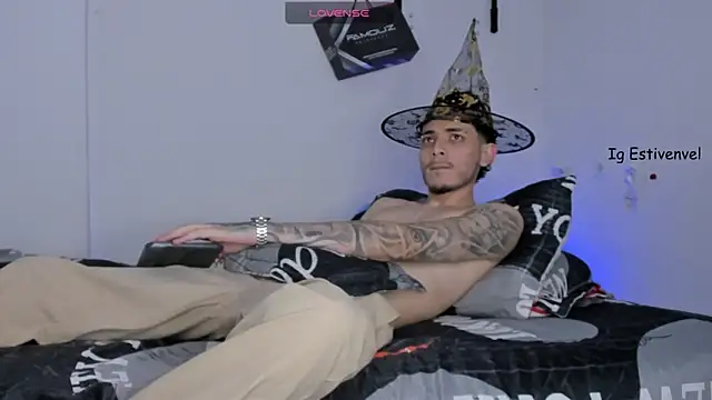 steve latin online show from October 2025 09:49:01 PM