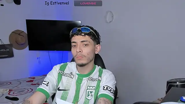 steve latin online show from November 2025 06:29:01 PM