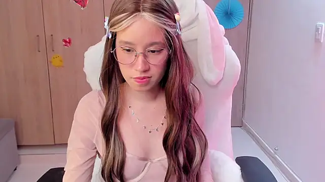 Anto herrera online show from September 2025 07:36:01 PM