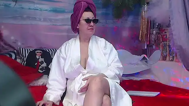 Snapshot of NightOrhideya chatting on November 2025 01:55:01 PM NightOrhideya online show from November 2025 01:55:01 PM