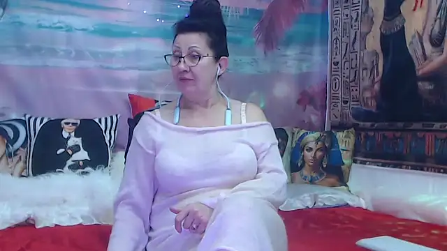 Snapshot of NightOrhideya chatting on November 2025 07:24:01 PM NightOrhideya online show from November 2025 07:24:01 PM