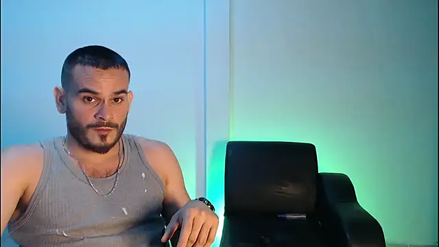 Snapshot of cowboyht chatting on November 2025 02:45:02 AM cowboyht online show from November 2025 02:45:02 AM