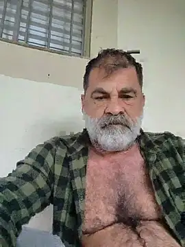 Peludo173317 online show from July 2026 06:44:01 PM