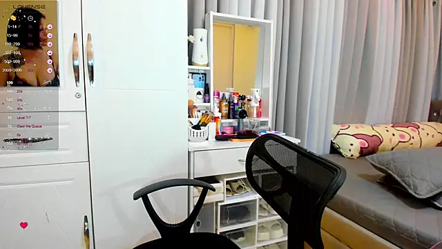 Snapshot of FuckDollNicky chatting on December 2024 05:39:02 AM FuckDollNicky online show from December 2024 05:39:02 AM