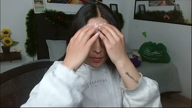 vaness weet online show from January 2026 08:36:02 PM