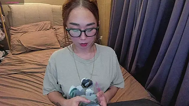 Snapshot of MissAyaCollins chatting on December 2025 11:36:02 AM MissAyaCollins online show from December 2025 11:36:02 AM