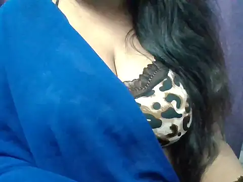 Snapshot of Roopshikha39 chatting on February 2025 07:25:01 PM Roopshikha39 online show from February 2025 07:25:01 PM