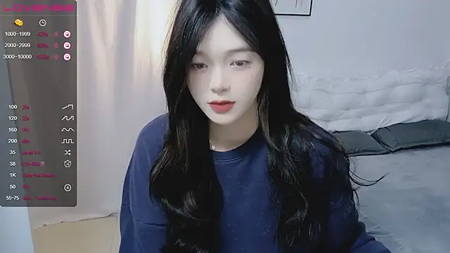 Snapshot of QiuPeiPeimmm chatting on February 2025 11:28:02 AM QiuPeiPeimmm online show from February 2025 11:28:02 AM