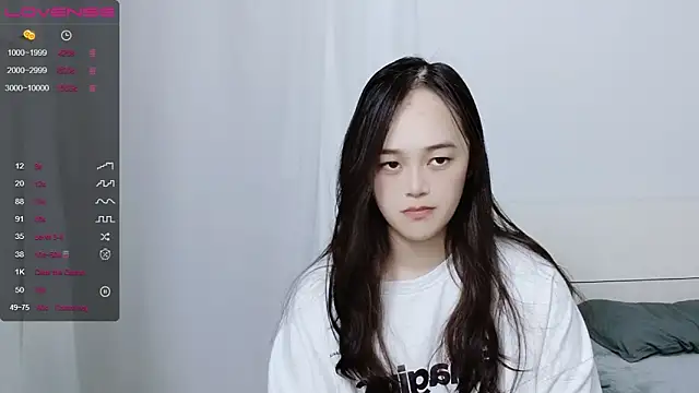 Snapshot of QiuPeiPeimmm chatting on March 2025 06:01:02 PM QiuPeiPeimmm online show from March 2025 06:01:02 PM