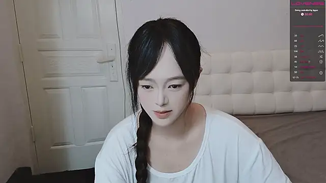 Snapshot of QiuPeiPeimmm chatting on November 2025 12:20:02 AM QiuPeiPeimmm online show from November 2025 12:20:02 AM