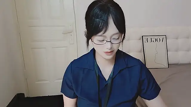 Snapshot of QiuPeiPeimmm chatting on November 2025 04:07:01 AM QiuPeiPeimmm online show from November 2025 04:07:01 AM