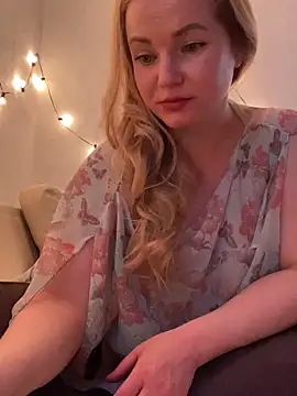 Snapshot of Lady__Maria chatting on March 2025 08:10:02 PM Lady Maria online show from March 2025 08:10:02 PM