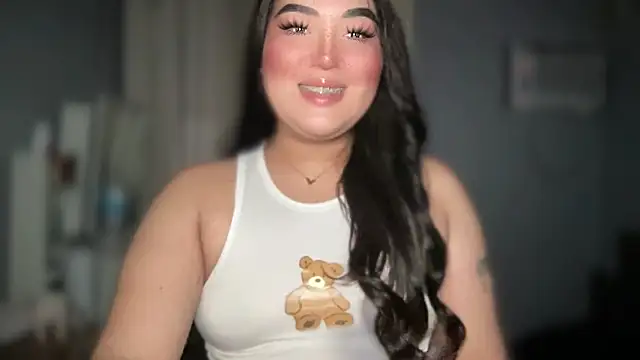 Snapshot of MissCataleyaxxx chatting on November 2025 01:04:02 AM MissCataleyaxxx online show from November 2025 01:04:02 AM