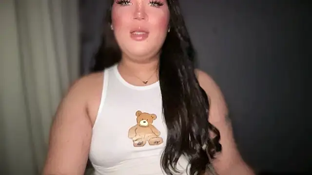 Snapshot of MissCataleyaxxx chatting on November 2025 01:09:02 AM MissCataleyaxxx online show from November 2025 01:09:02 AM