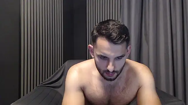 Antoniodiamond online show from September 2025 07:07:02 PM