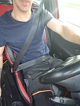 Snapshot of Xcoquinx chatting on November 2025 07:32:01 AM Xcoquinx online show from November 2025 07:32:01 AM