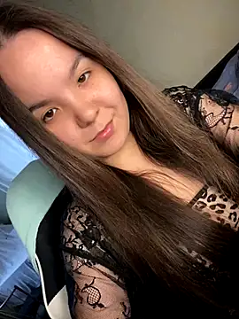 Var Kiss online show from September 2025 10:06:01 AM