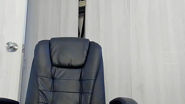 Snapshot of katrhin_66 chatting on September 2025 06:10:02 PM katrhin 66 online show from September 2025 06:10:02 PM