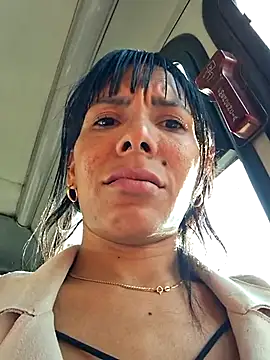 Snapshot of Doll_Loren chatting on February 2025 09:53:02 PM Doll Loren online show from February 2025 09:53:02 PM