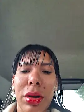 Snapshot of Doll_Loren chatting on February 2025 03:42:02 PM Doll Loren online show from February 2025 03:42:02 PM