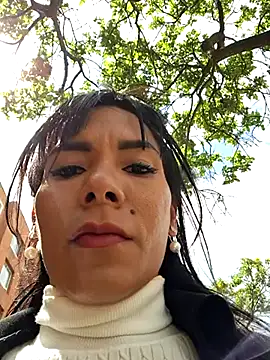 Snapshot of Doll_Loren chatting on February 2025 03:52:01 PM Doll Loren online show from February 2025 03:52:01 PM