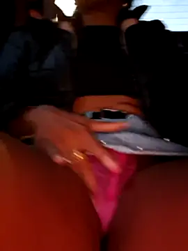 Snapshot of Doll_Loren chatting on March 2025 11:09:02 PM Doll Loren online show from March 2025 11:09:02 PM