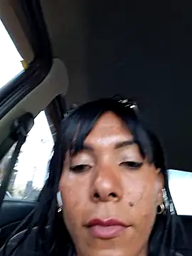 Snapshot of Doll_Loren chatting on March 2025 08:54:02 PM Doll Loren online show from March 2025 08:54:02 PM