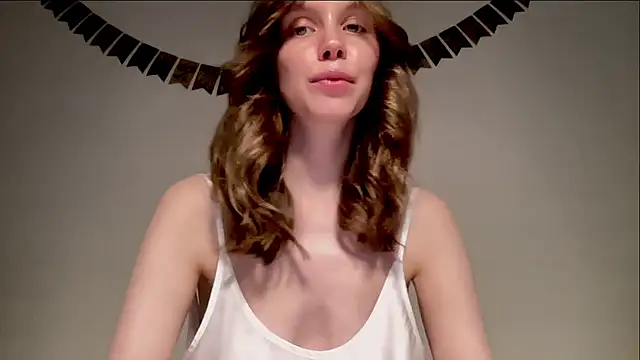 Nikki Mimimi online show from January 2025 01:15:01 PM