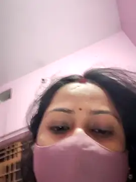 Shristiprakash0 online show from July 2026 07:05:02 PM