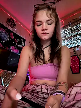 Cutiepiespanks online show from December 2025 01:17:04 PM