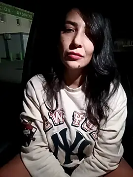 Snapshot of Cataleya80 chatting on October 2025 09:50:01 PM Cataleya80 online show from October 2025 09:50:01 PM