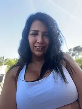 Snapshot of Cataleya80 chatting on June 2026 04:04:02 PM Cataleya80 online show from June 2026 04:04:02 PM