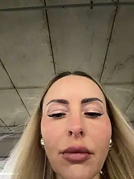 EmaSalis online show from February 2026 09:50:01 AM