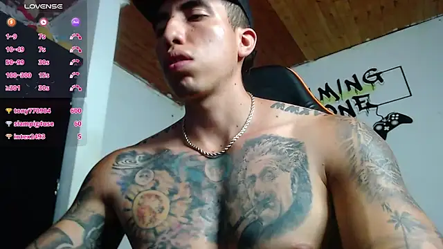 Snapshot of Adam_Hudsond chatting on February 2025 09:10:01 PM Adam Hudsond online show from February 2025 09:10:01 PM