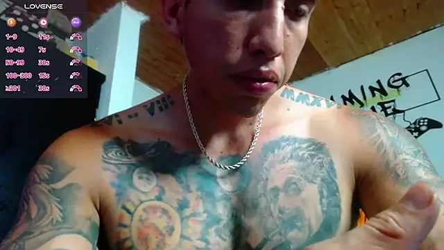 Snapshot of Adam_Hudsond chatting on February 2025 08:11:02 PM Adam Hudsond online show from February 2025 08:11:02 PM