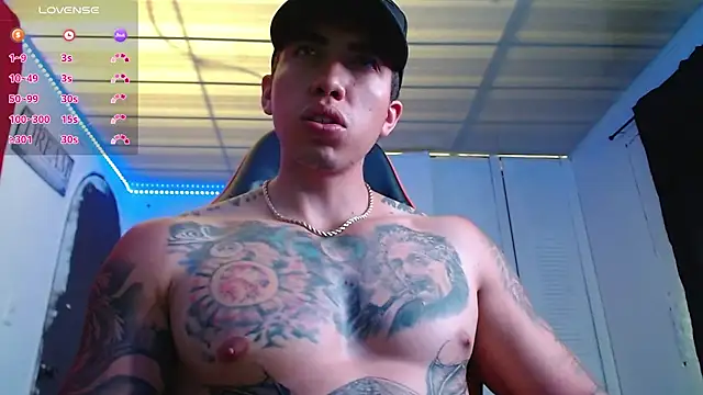 Snapshot of Adam_Hudsond chatting on March 2025 01:38:02 PM Adam Hudsond online show from March 2025 01:38:02 PM