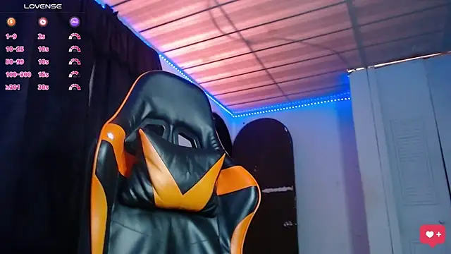 Snapshot of Adam_Hudsond chatting on September 2025 01:24:02 PM Adam Hudsond online show from September 2025 01:24:02 PM