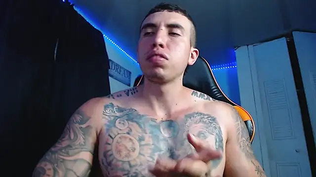 Snapshot of Adam_Hudsond chatting on September 2025 02:48:02 AM Adam Hudsond online show from September 2025 02:48:02 AM