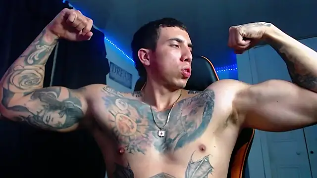 Snapshot of Adam_Hudsond chatting on October 2025 01:52:02 AM Adam Hudsond online show from October 2025 01:52:02 AM