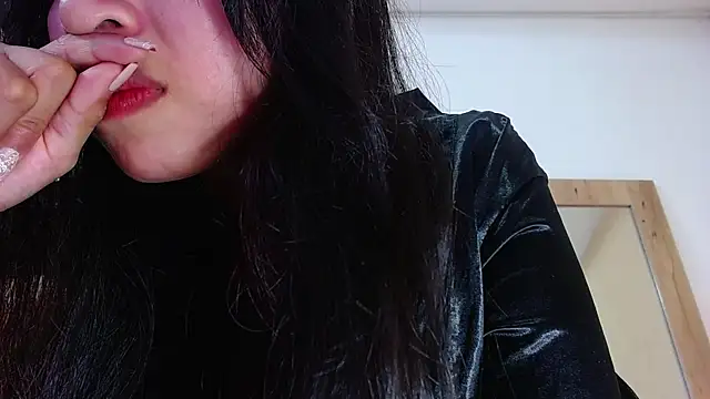Snapshot of Sweet_baby_hellen chatting on December 2024 06:54:01 AM Sweet baby hellen online show from December 2024 06:54:01 AM