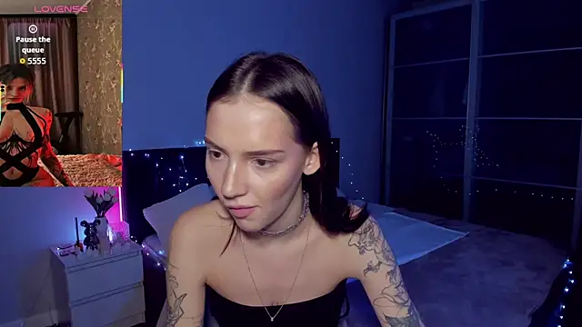 Snapshot of SophieCatty chatting on March 2026 07:05:01 PM SophieCatty online show from March 2026 07:05:01 PM