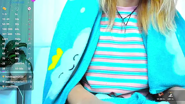 Snapshot of Bell_a_mi_ chatting on February 2025 07:49:01 AM Bell a mi online show from February 2025 07:49:01 AM