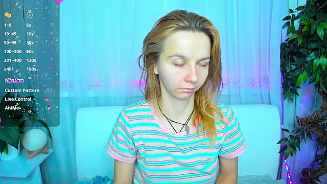 Snapshot of Bell_a_mi_ chatting on February 2025 02:07:02 AM Bell a mi online show from February 2025 02:07:02 AM