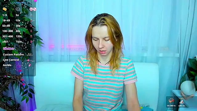 Snapshot of Bell_a_mi_ chatting on February 2025 02:07:02 AM Bell a mi online show from February 2025 02:07:02 AM