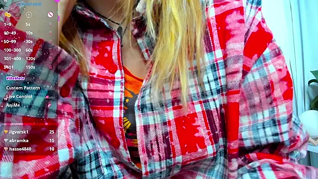 Snapshot of Bell_a_mi_ chatting on February 2025 08:17:01 AM Bell a mi online show from February 2025 08:17:01 AM