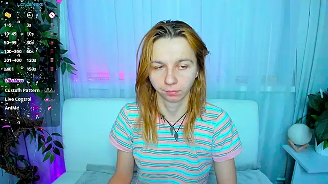 Snapshot of Bell_a_mi_ chatting on February 2025 02:36:02 AM Bell a mi online show from February 2025 02:36:02 AM