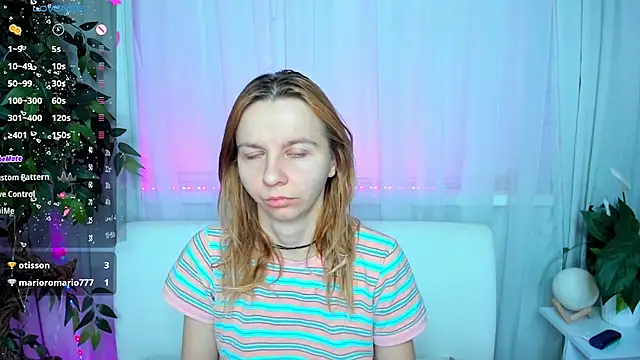 Snapshot of Bell_a_mi_ chatting on February 2025 02:09:02 AM Bell a mi online show from February 2025 02:09:02 AM