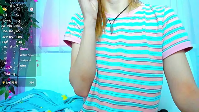 Snapshot of Bell_a_mi_ chatting on March 2025 05:20:01 AM Bell a mi online show from March 2025 05:20:01 AM