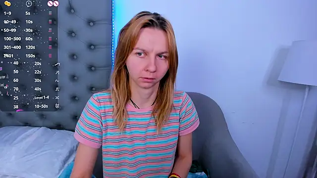 Snapshot of Bell_a_mi_ chatting on March 2025 04:38:02 AM Bell a mi online show from March 2025 04:38:02 AM